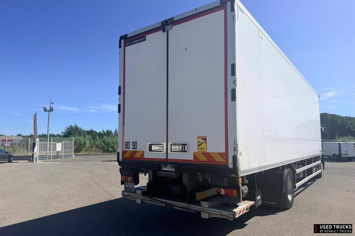 Renault Trucks D 320