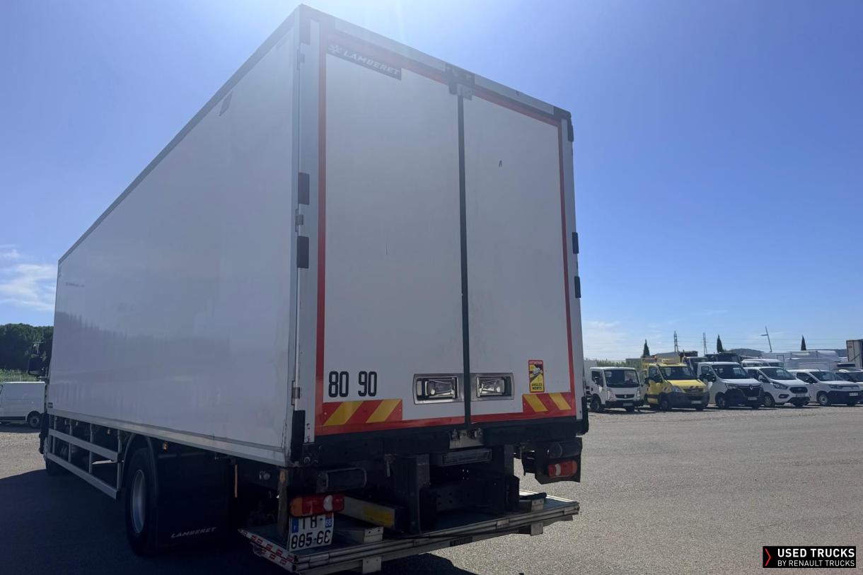 Renault Trucks D 320