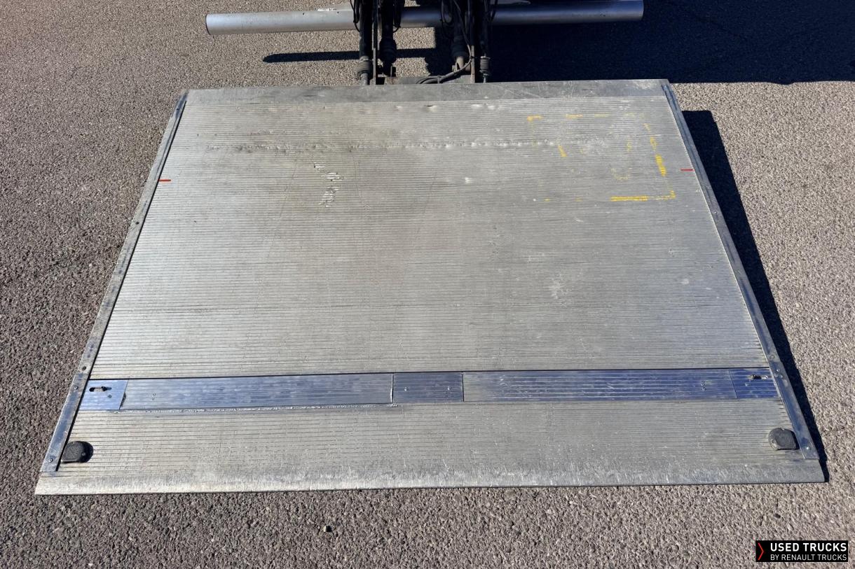 Renault Trucks Master 145