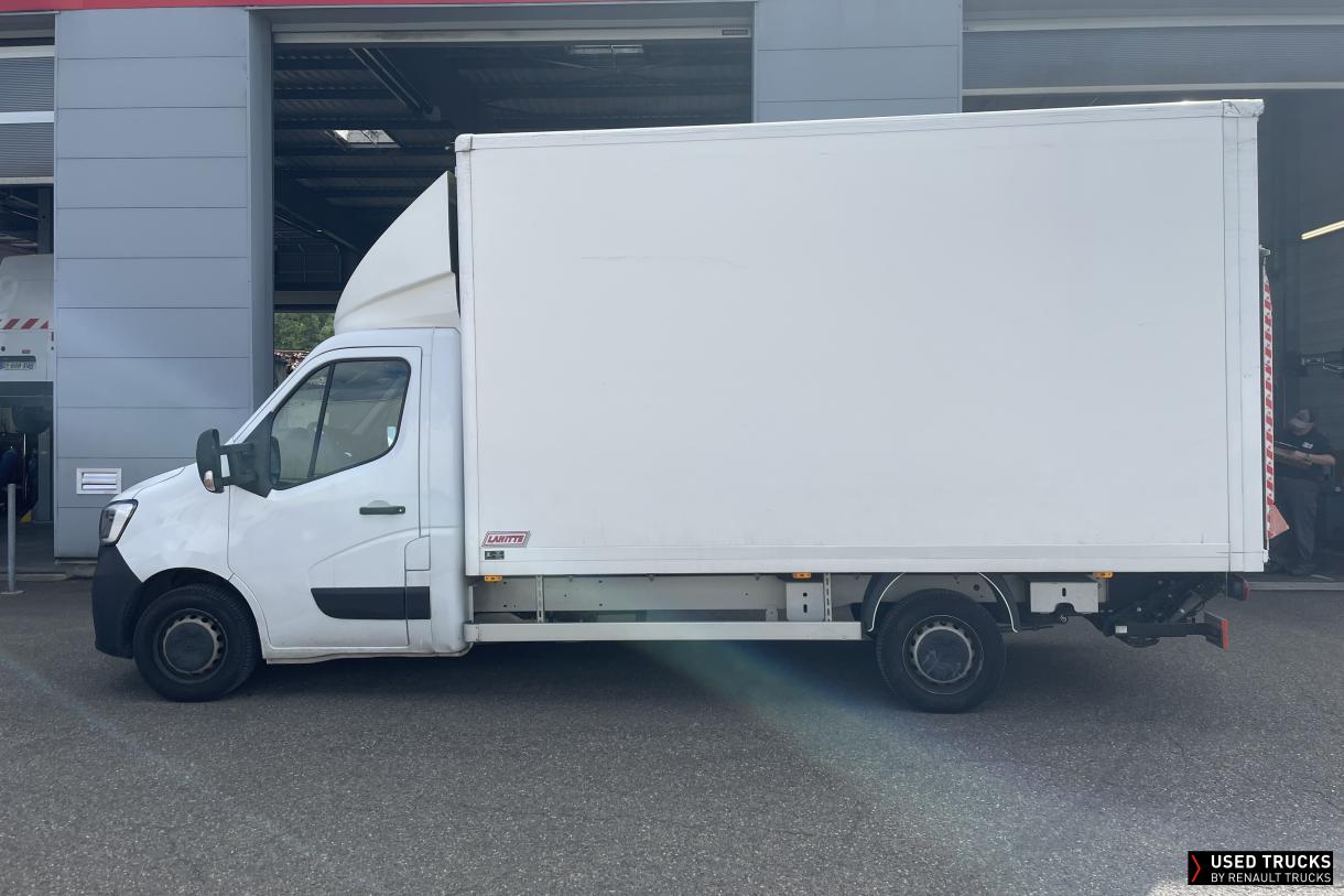 Renault Master 145