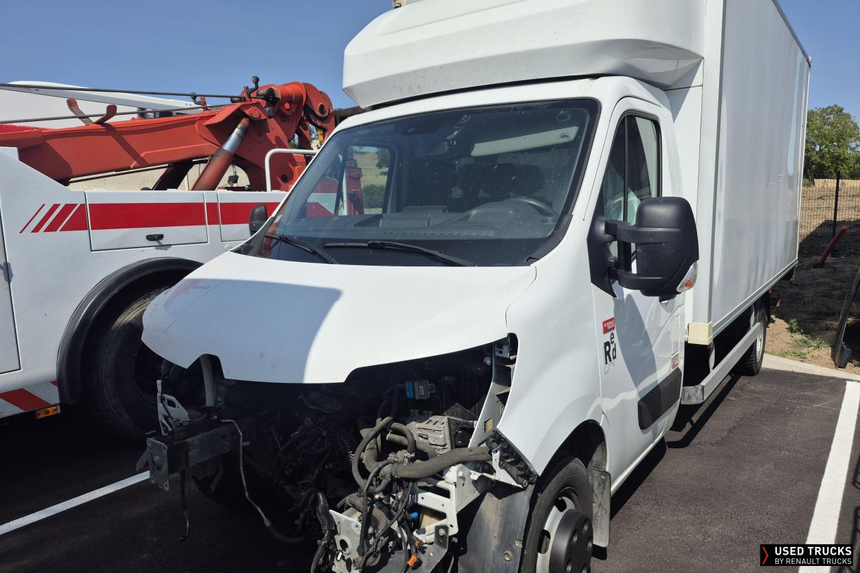 Renault Trucks Master 145