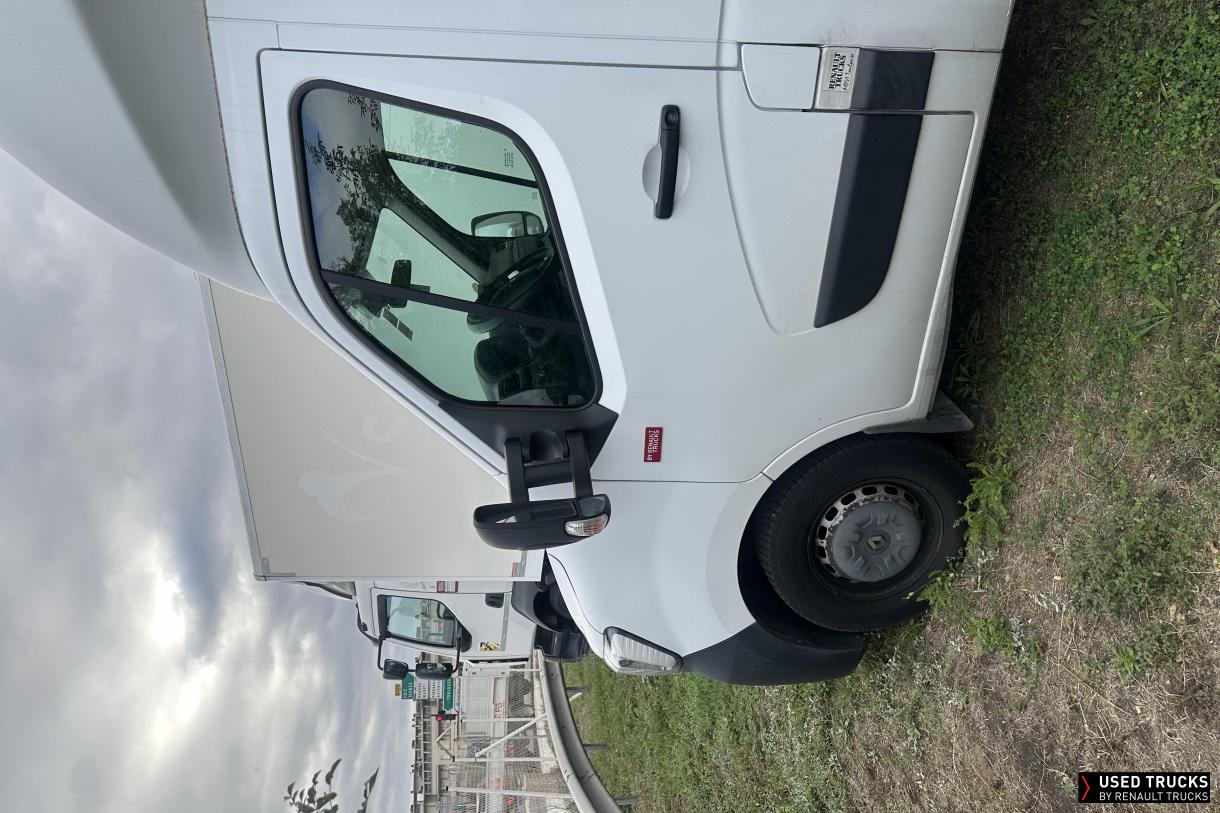 Renault Trucks Master 145