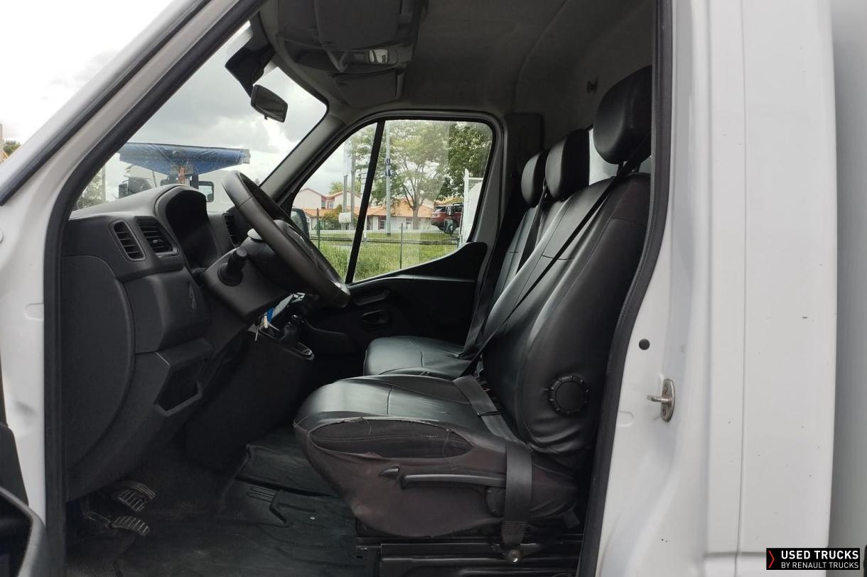 Renault Trucks Master 165