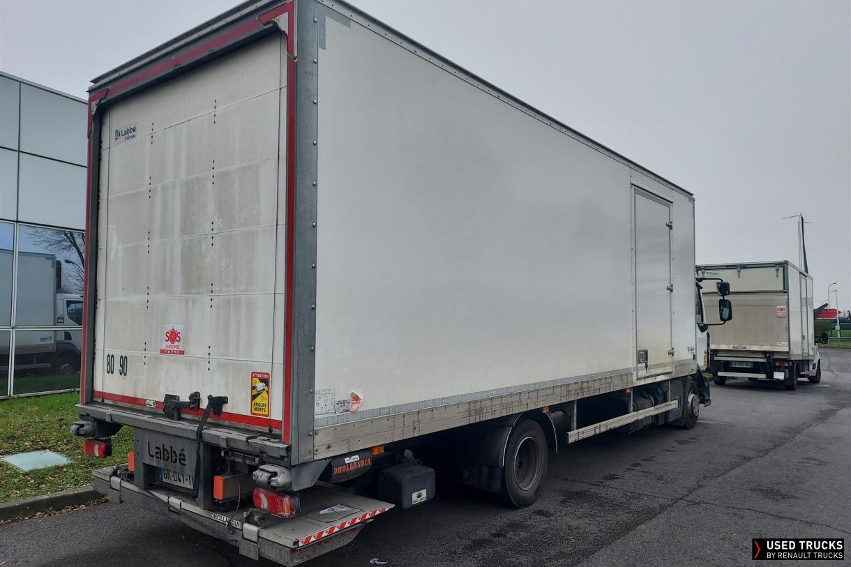 Renault Trucks D Cab 2.1 240