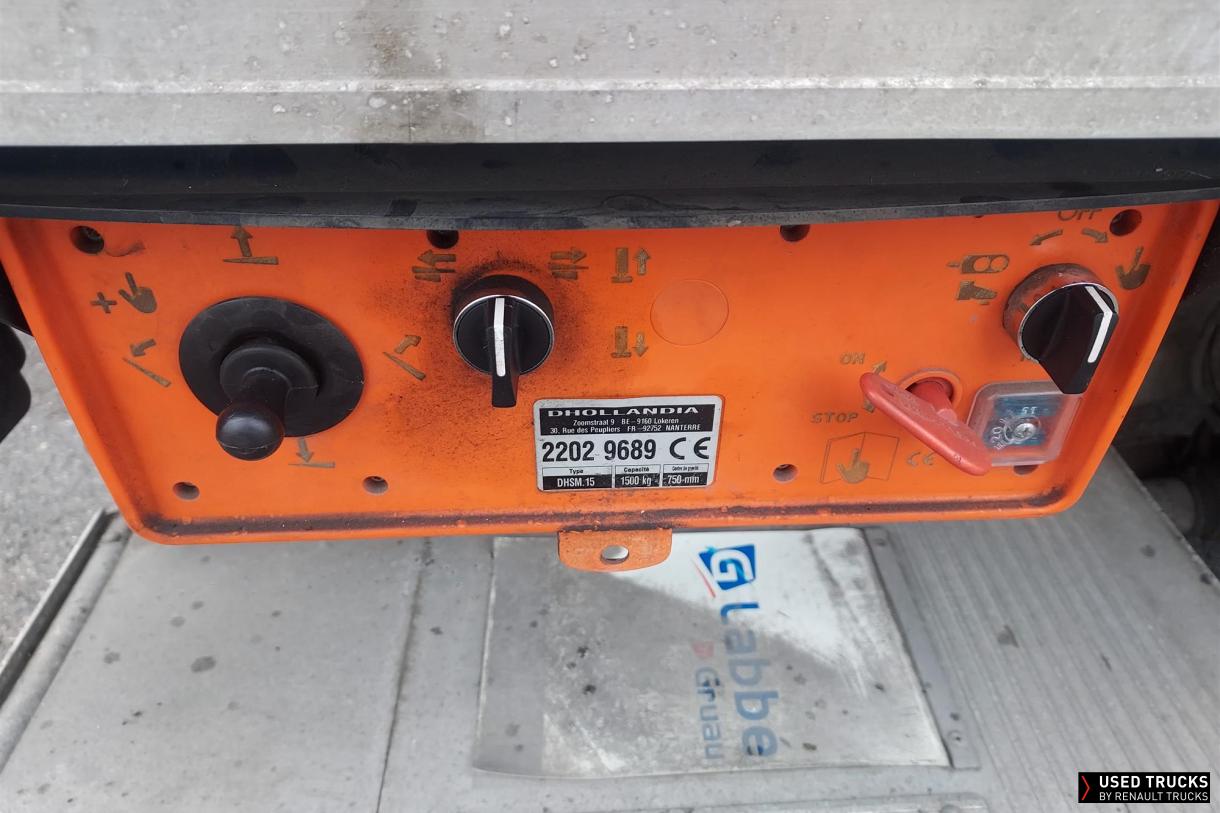 Renault Trucks D Cab 2.1 240