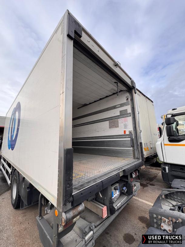 Renault Trucks D Wide 280