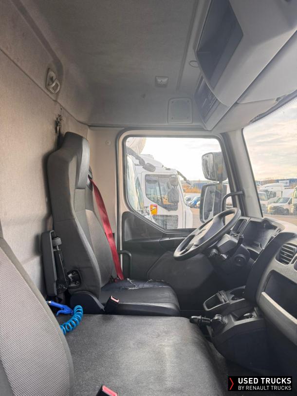 Renault Trucks D Cab 2.1 240