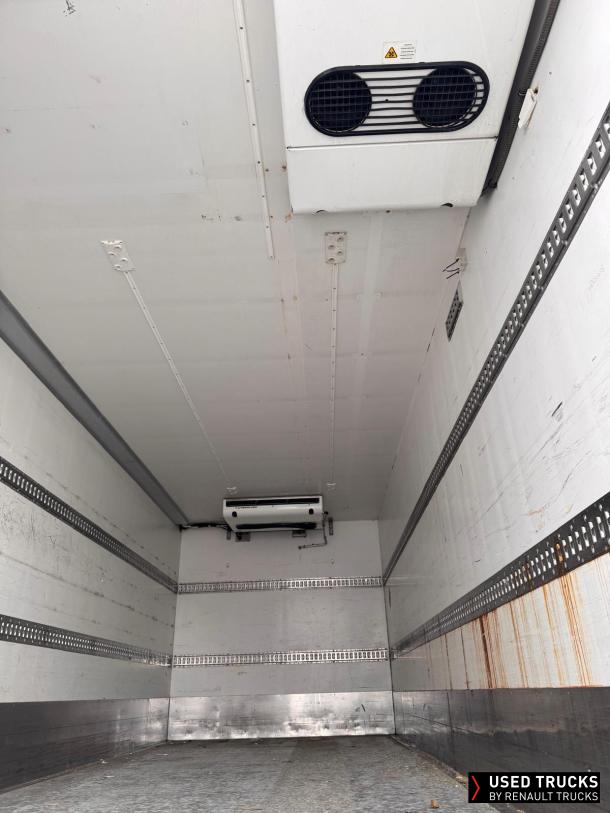 Renault Trucks D Cab 2.1 240