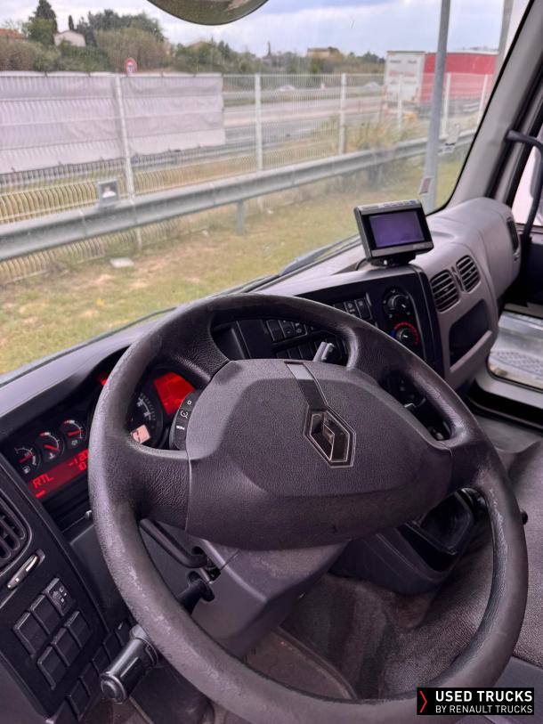 Renault Trucks D Cab 2.1 240
