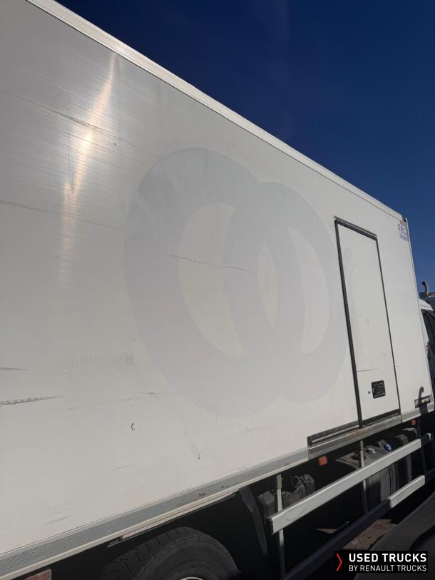 Renault Trucks D Wide 280
