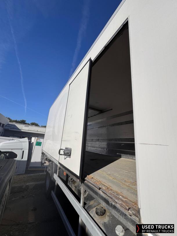 Renault Trucks D Wide 280