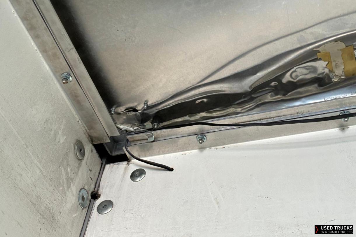 Renault Trucks D 250