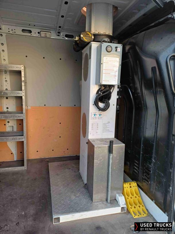 Renault Trucks Master 145