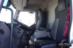Renault Trucks D
                                          210