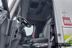 Renault Trucks T
                                          