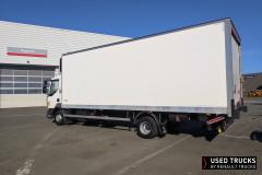 Renault Trucks D
                                          240