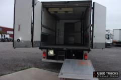 Renault Trucks D
                                          210