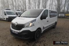 Renault Trucks Trafic
                                          