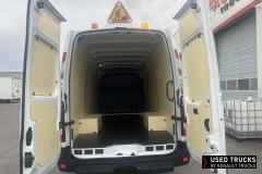 Renault Master
                                          165