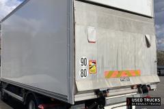 Renault Trucks D
                                          210