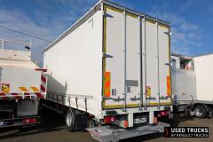 Renault Trucks D
                                          240