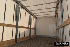 Renault Trucks D
                                          240