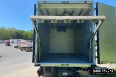 Renault Trucks D
                                          210