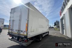 Renault Trucks D
                                          240