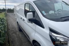 Ford Transit
                                          105