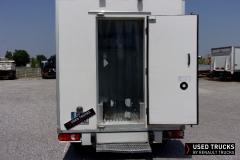 Renault Trucks Trafic
                                          145