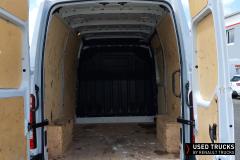 Renault Master
                                          135