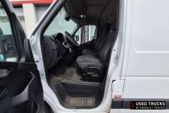 Renault Trucks Master
                                          145