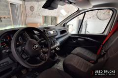 Renault Trucks Trafic
                                          130
