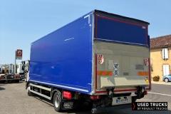 Renault Trucks D
                                          210