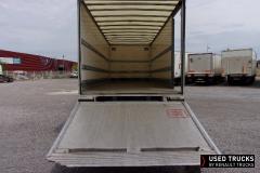 Renault Trucks D
                                          240