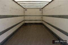 Renault Trucks D
                                          240