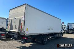 Renault Trucks Premium Distribution
                                          380