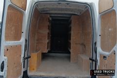 Renault Trucks Master
                                          130