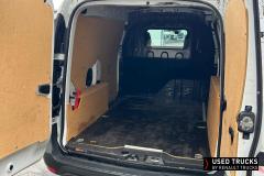 Renault Kangoo
                                          95