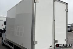 Renault Trucks Master
                                          145