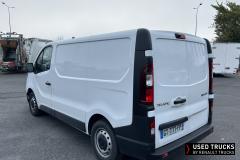 Renault Trucks Trafic
                                          130