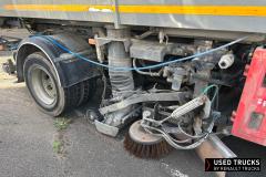 DAF LF
                                          220