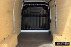 Renault Trucks Master
                                          135