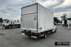Renault Trucks Master
                                          145
