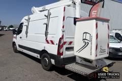 Renault Trucks Master
                                          145