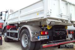 Renault Trucks D
                                          240