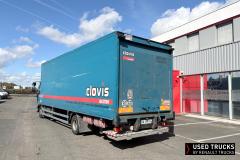 Renault Trucks D
                                          210