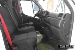 Renault Trucks Master
                                          